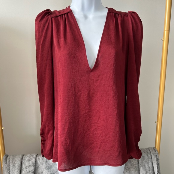 New Without Tags Express Top - Picture 1 of 6